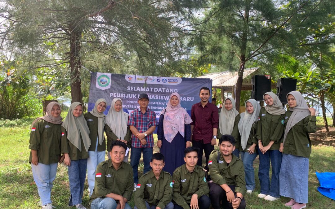 PEUSIJUK MAHASISWA/I BARU PROGRAM STUDI PENDIDIKAN MATEMATIKA TAHUN AJARAN 2024/2025: MENUMBUHKAN INTEGRITAS DAN LOYALITAS DENGAN SEMANGAT KEKELUARGAAN